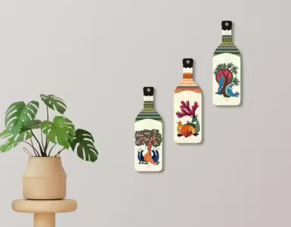 Fancy Wooden Wall Decor & Hanging