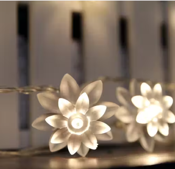 Party Lotus Flower String Lights for Home Decoration 5 Meter 14 LED Warm White